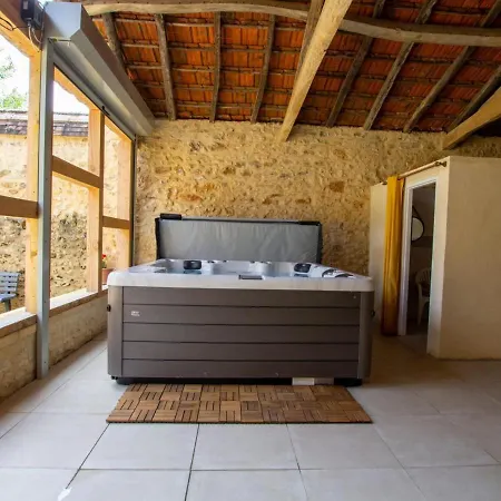 Maison Avec Jacuzzi Partage Et Jardin, Proche Dordogne